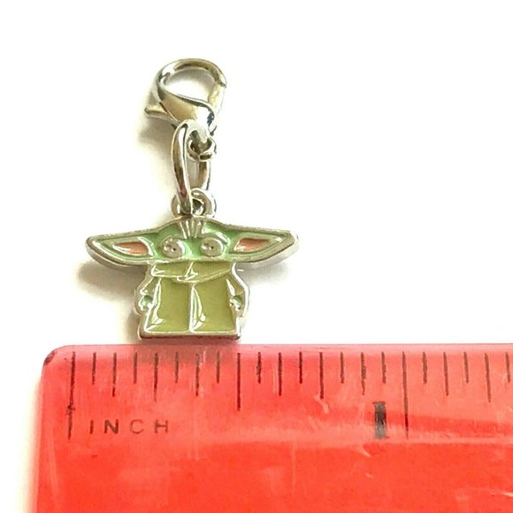 Star Wars The Child Baby Yoda Mandalorian Charm Zipper Pull Clip On Backpack - Picture 6 of 6